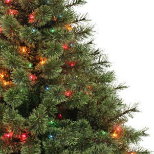 DONNER & BLITZEN 4.5 Westchester Deluxe Cashmere Pine Christmas Tree