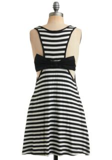 Striking Stripes Dress  Mod Retro Vintage Printed Dresses