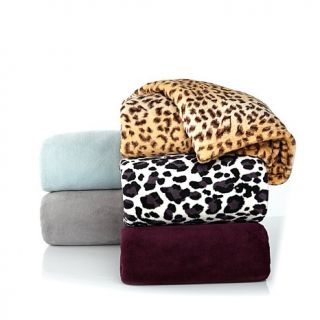Soft & Cozy Plush Blanket   7800423