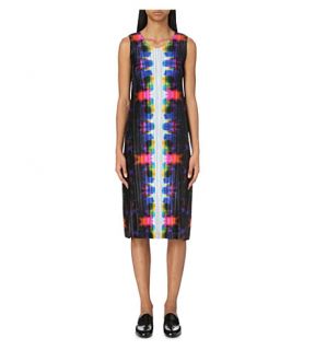 PLEATS PLEASE ISSEY MIYAKE   Migrant abstract print pleated dress